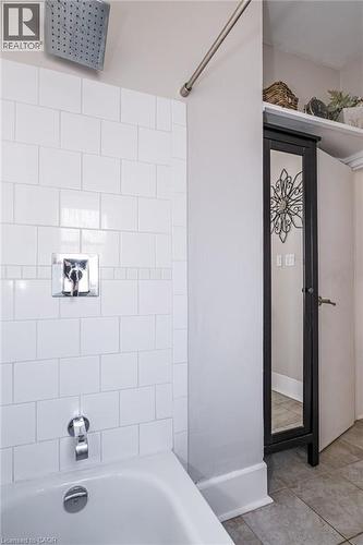 62 Liberty Street, Hamilton, ON - Indoor Photo Showing Bathroom