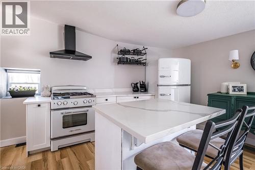 62 Liberty Street, Hamilton, ON - Indoor Photo Showing Kitchen