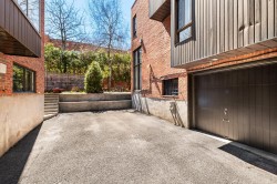 Garage - 