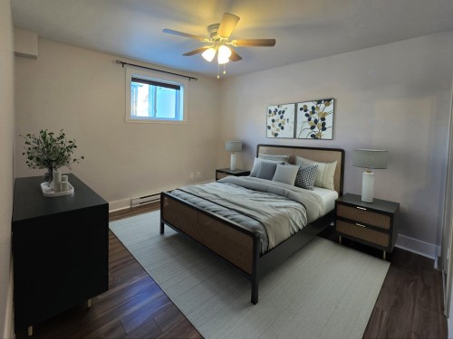 Chambre à coucher - 176 60E Avenue, Pointe-Calumet, QC - Indoor Photo Showing Bedroom