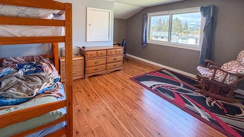 511 11Th Street, Cranbrook, BC - Indoor Photo Showing Bedroom