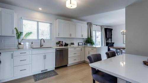 4445 Gordon Drive, Kelowna, BC 