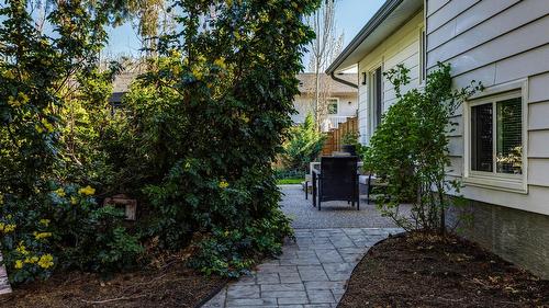 4445 Gordon Drive, Kelowna, BC 