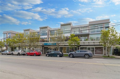 206-1831 Oak Bay Ave  Victoria, BC V8R 1C3