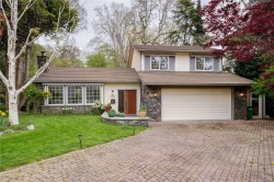 3995 Resolute Pl Saanich, BC V8X 4L5