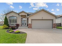 480 Gilbert Avenue Lasalle, ON N9J 3M9