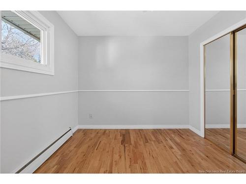 21 Downsview Ave, Moncton, NB 