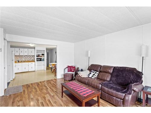 18 Hill St, Lincoln, NB 
