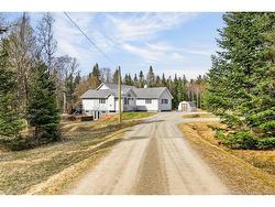 25 Bungay RD  Lutes Mountain, NB E1G 4W5