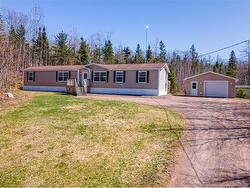 206 Creek RD  Mount Middleton, NB E4G 3C2