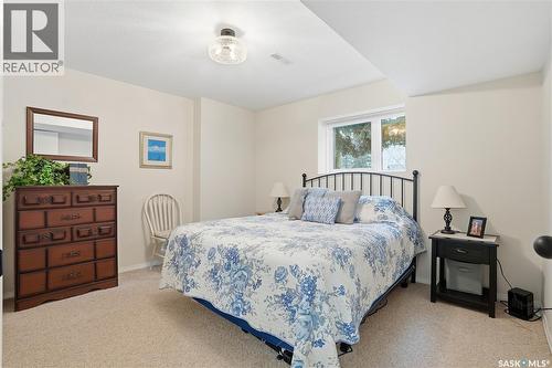 12 80 Berini Drive, Saskatoon, SK - Indoor Photo Showing Bedroom