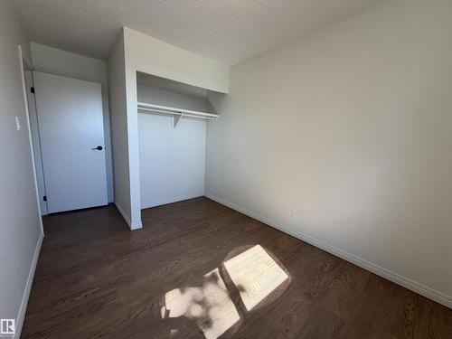 404 Hermitage Rd Nw, Edmonton, AB 