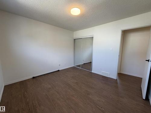 404 Hermitage Rd Nw, Edmonton, AB 