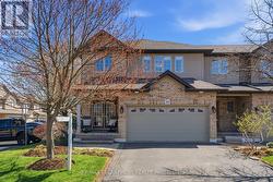 40 - 441 STONEHENGE DRIVE Hamilton, ON L9K 0B1