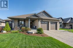 2012 LOCKWOOD CRESCENT  Strathroy-Caradoc (Mount Brydges), ON N0L 1W0