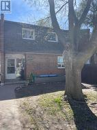 26 - 101 DOVEDALE DRIVE Whitby (Downtown Whitby), ON L1N 1Z7