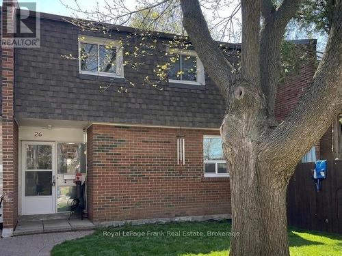 26 - 101 DOVEDALE DRIVE  Whitby (Downtown Whitby), ON L1N 1Z7
