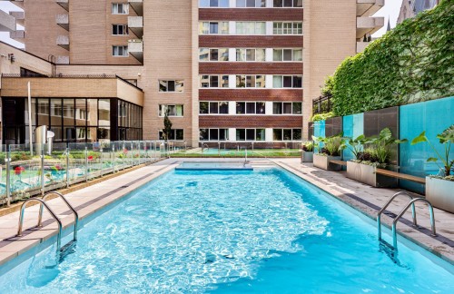 Piscine - 1803-3450 Rue Drummond, Montréal (Ville-Marie), QC - Outdoor With In Ground Pool