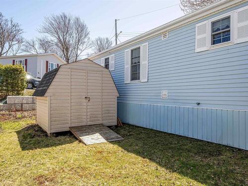 8 Shasta Lane, Halifax, NS 