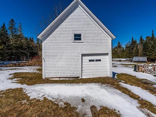 46 Highway 335, Pubnico, NS 