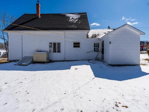 46 Highway 335, Pubnico, NS 