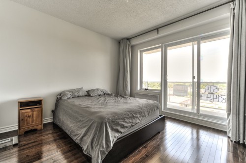 Chambre à coucher principale - 604-6550 Boul. Henri-Bourassa O., Montréal (Saint-Laurent), QC - Indoor Photo Showing Bedroom