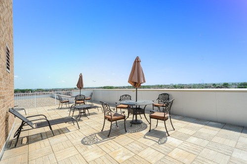 Terrasse - 604-6550 Boul. Henri-Bourassa O., Montréal (Saint-Laurent), QC - Outdoor