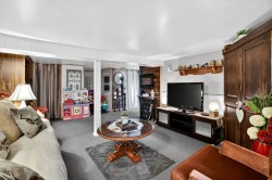 Family Room - 