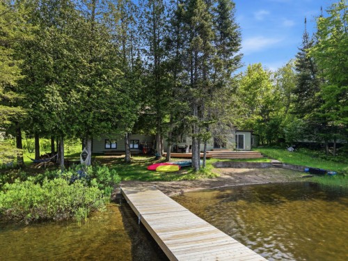 Waterfront - 129 Ch. Laporte, Val-Des-Bois, QC 