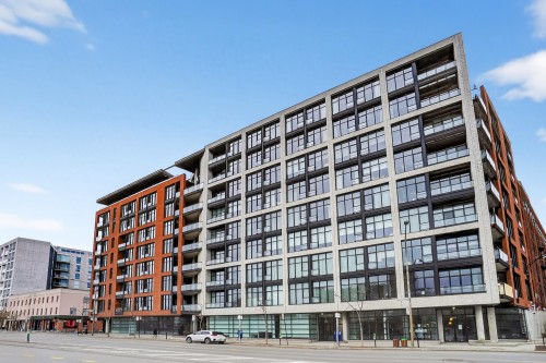 702-555 Rue de la Commune O.  Montréal (Ville-Marie), QC H3C 5X5