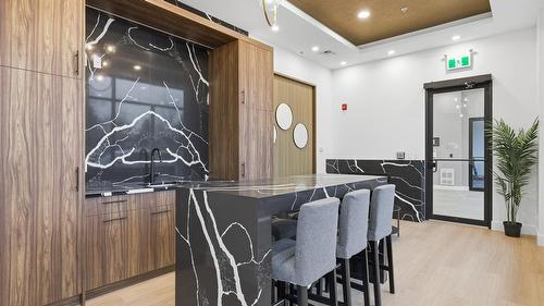 Th4-1390 Pridham Avenue, Kelowna, BC - Indoor Photo Showing Other Room