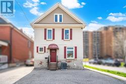 25 COLBORNE STREET W Oshawa, ON L1G 1L3