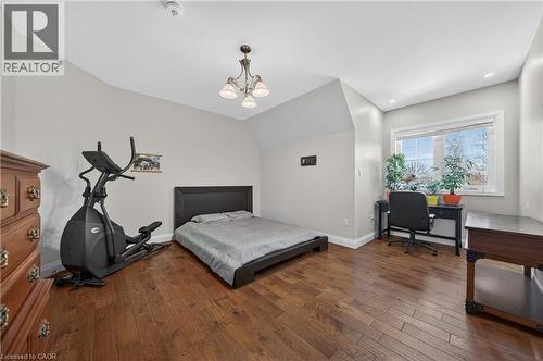 25 Macville Avenue, Kitchener, ON - Indoor Photo Showing Bedroom