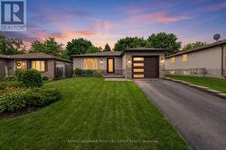 13 COLES STREET  Barrie, ON L4N 5W8