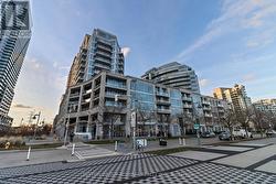 229 - 58 MARINE PARADE DRIVE Toronto, ON M8V 4G1