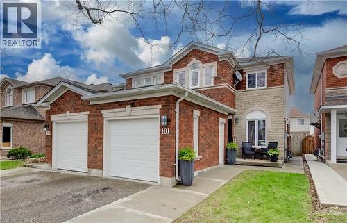 101 ESSEX POINT Drive  Cambridge, ON N1T 1W6