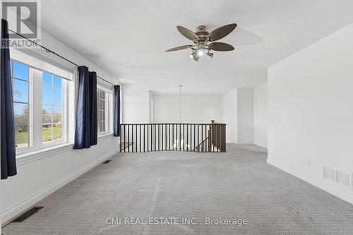 12 Mitten Court, Hamilton, ON - Indoor Photo Showing Other Room