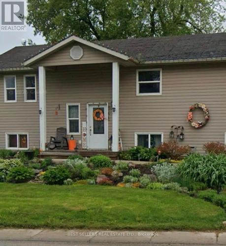 160 ELORA STREET W  Mapleton, ON N0G 2K0
