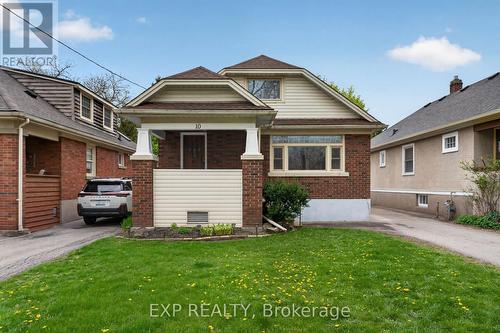 10 JUNKIN STREET  St. Catharines, ON L2R 1N3