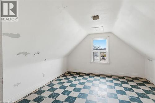 39 Munroe Street, Hamilton, ON - Indoor Photo Showing Other Room