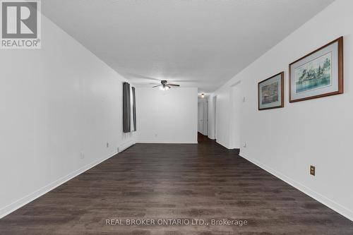 8 Maple Leaf Terrace, Innisfil, ON - Indoor Photo Showing Other Room