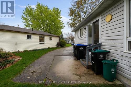 8 Maple Leaf Terrace, Innisfil, ON - Outdoor With Exterior