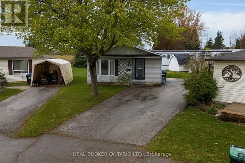 8 Maple Leaf Terrace, Innisfil, ON - Outdoor