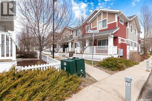 41 5702 Gordon Road, Regina, SK - Outdoor With Deck Patio Veranda