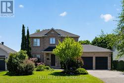 36 JAMES LEWIS AVENUE  Ottawa, ON K2S 1K4
