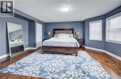 76 Glazebrook Crescent, Cambridge, ON - Indoor Photo Showing Bedroom