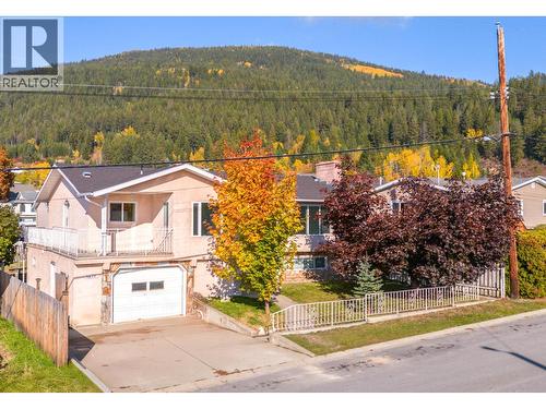 1828 Hurl Street  Creston, BC V0B 1G5