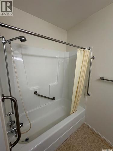 704 Assiniboia Avenue, Maryfield, SK - Indoor Photo Showing Bathroom