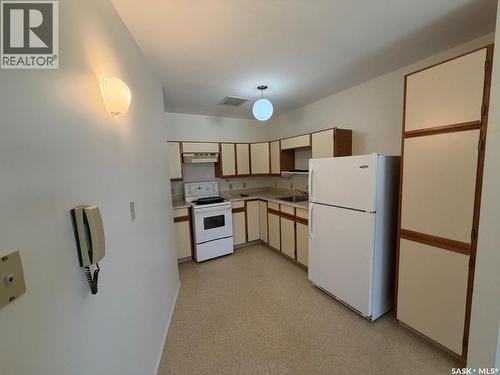704 Assiniboia Avenue, Maryfield, SK - Indoor Photo Showing Kitchen