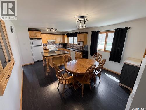 208 1St Street E, Climax, SK - Indoor Photo Showing Dining Room